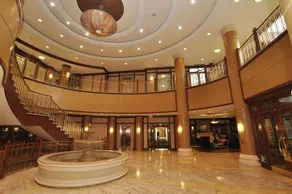 Royal Stays Furnished Apartments - North York - Image 2