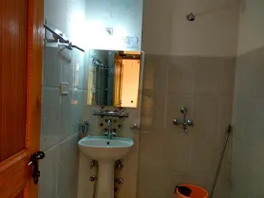 Nathula Guest House - Image 4