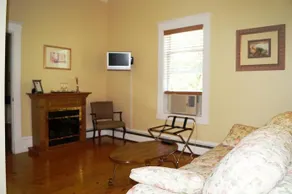 La Maison Drew B&B - Image 4