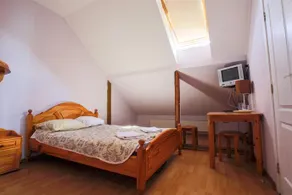 Well Hotel - Image 5
