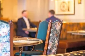 The Kings Arms and Royal Hotel - RelaxInnz - Image 5