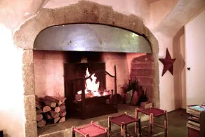 Bed and breakfast Le Château d'Uzer - Image 3