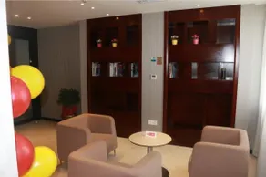 City Comfort Inn Wuhan Wujiashan - Image 5
