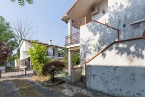 Villetta Con Ampio Giardino - Image 5