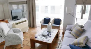 Ático-Loft frente al Mar con Piscina y Parking - Image 2