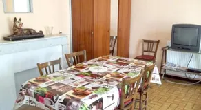 Appartement charmant à Rouffilhac avec vue sur jardin - Image 3
