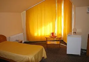 Hotel Corola - Image 3