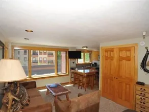 RedAwning Peak 9 Inn- Liftside 4209 - Image 5