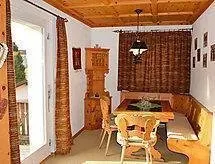 Apartment Chesa Clus - Image 2