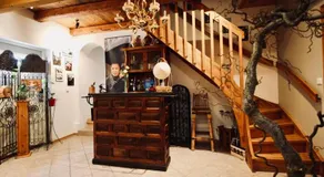 Alex's Family Villa - Image 3