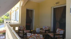 Kiveri Cave Apartment U5 - Image 5