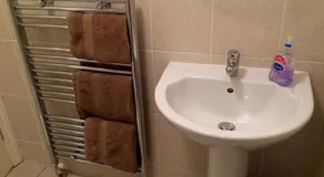 Parkview Apartment - Image 2