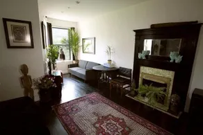 The Gallery House - Image 3
