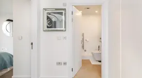 Premier Penthouse Apartment - Image 5