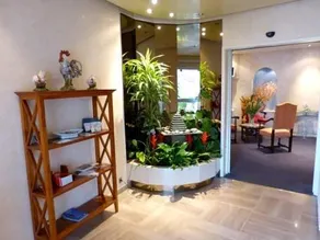 Hotel Restaurant De La Gloire - Image 3