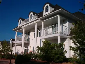 Bed And Breakfast: Unique - Image 2