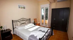 Michael's House - Image 2