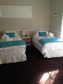 5 Mountains Lodge - Image 5