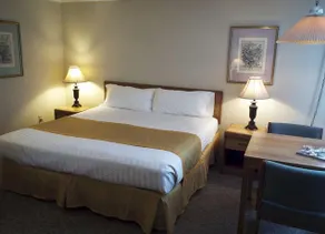 Hiawatha Motel - Image 3