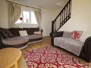 2 Bedroom Cottage In Cardiff - Image 4