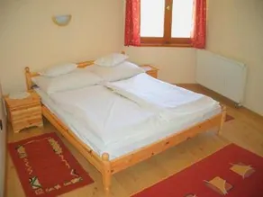 Mokus Vendeghaz - Image 4