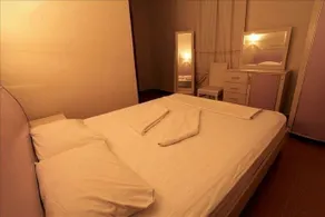 greeneye hotel - Image 3
