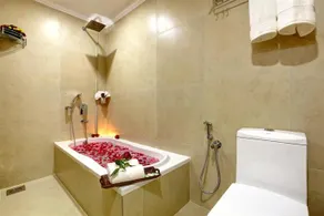 Hotel Floral Park - Image 5