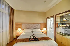77 Boutique Hotel - Image 5