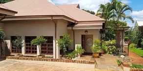 93 On Celliers Guest House - Image 3