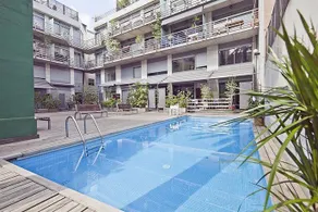 Mid-term rentals in Barcelona with Swimming Pool - Image 5
