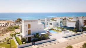 Sea Pearl Luxury Villa - Image 1