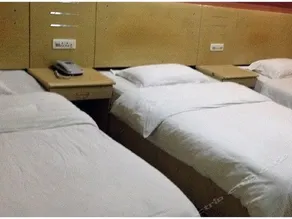 XINHUA HOTEL - Image 3