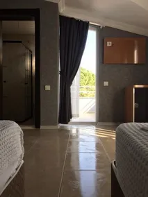Konar Hotel - Image 2