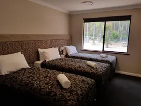Redgate Forest Retreat - Image 2