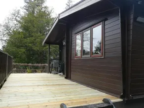 Mockerkin Tarn Luxury Log Cabin - Image 2