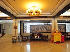 Long Quan Hotel - Image 2