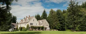 Minette Bay Lodge - Image 1