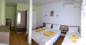Hotel Rosa - Image 5
