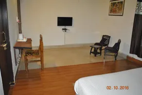 Touchwood Resort - Image 3