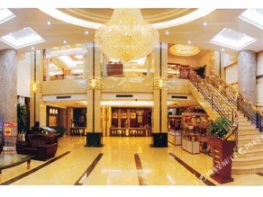 Green City Hotel - Image 2