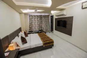 Oyo Rooms High Court Sg Highway - Image 4