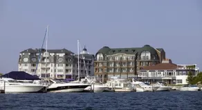 Bay Harbor Resort and Marina - Image 5