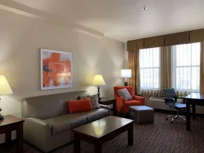 Best Western Plus Campus Inn - Image 3