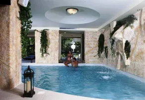 Arhontopetra Suites & Spa - Image 5