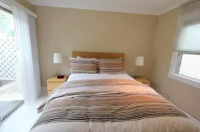 Adorable West Hollywood One-Bedroom Apartment - Image 4