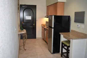 Carlsbad Suites - Image 2
