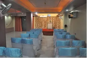 Hotel Red Inn - Image 3
