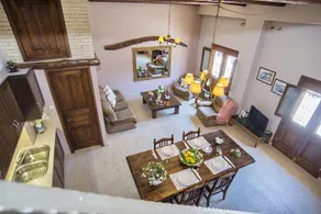Chrisa's House - Image 3
