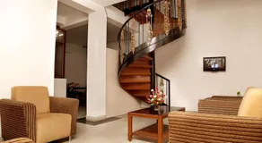Gem Parc Service Apartments - Habibullah road - Image 4