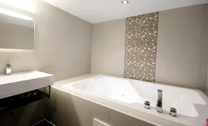 Wang Mei Hotel - Image 3